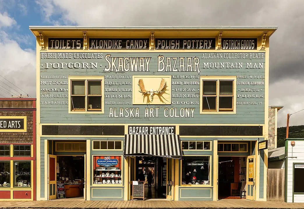 阿拉斯加州的一个传统木制商店[3张图片]