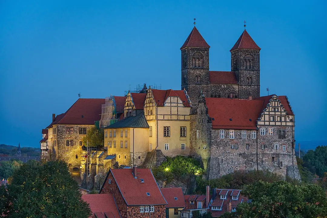 一座城堡就是一个国家:奎德林堡修道院-荒原之梦