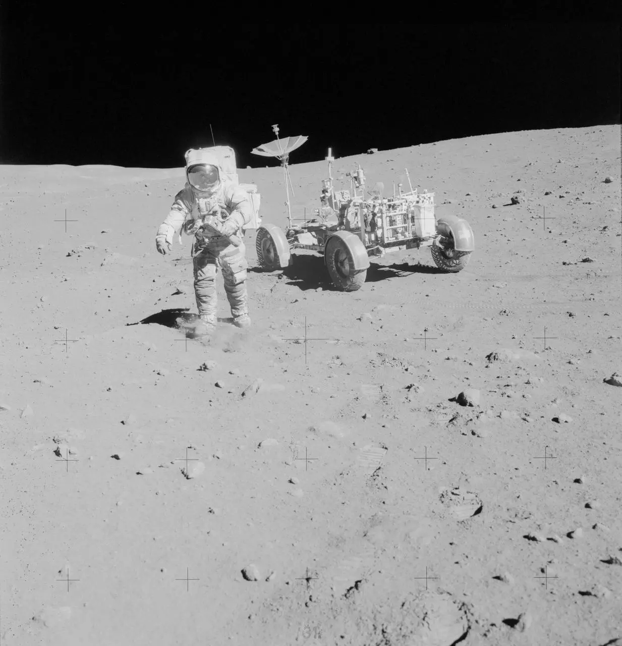 在月球上开车:阿波罗15号任务中的月球车_荒原之梦